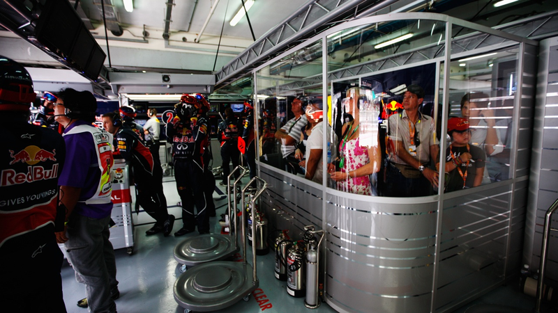 Illustration for article titled Pictures from the 2011 Malaysian Grand Prix
